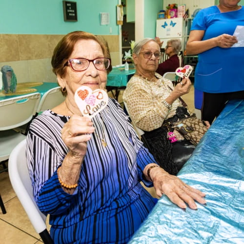 crafting at los abuelos felices
